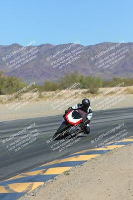 media/Mar-24-2025-Moto Forza (Mon) [[57ce5c5cff]]/2-Intermediate Group/Session 3 (Turn 6 Inside)/